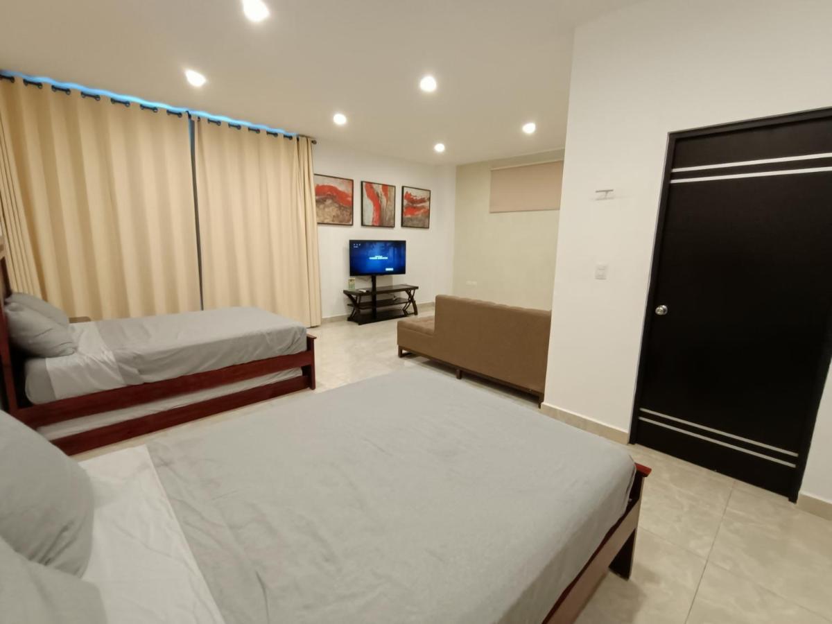 Casa Hector, Con Jacuzzi, Cerca Del Foro Gnp. Mérida Exterior foto