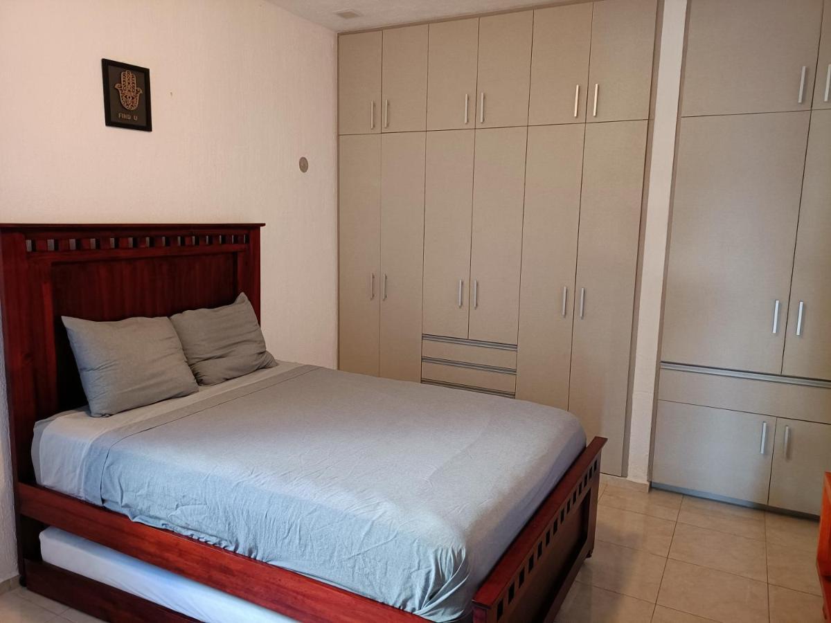 Casa Hector, Con Jacuzzi, Cerca Del Foro Gnp. Mérida Exterior foto